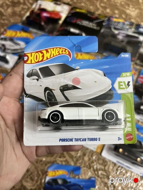 Porsche, 2026 il, 1:64, Dəmir, Ünvandan götürmə, Ödənişli çatdırılma, Rayonlara çatdırılma — Bakı