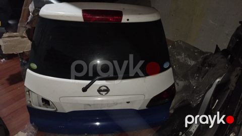 "Nissan Wingroad" baqaj qapısı — Bakı