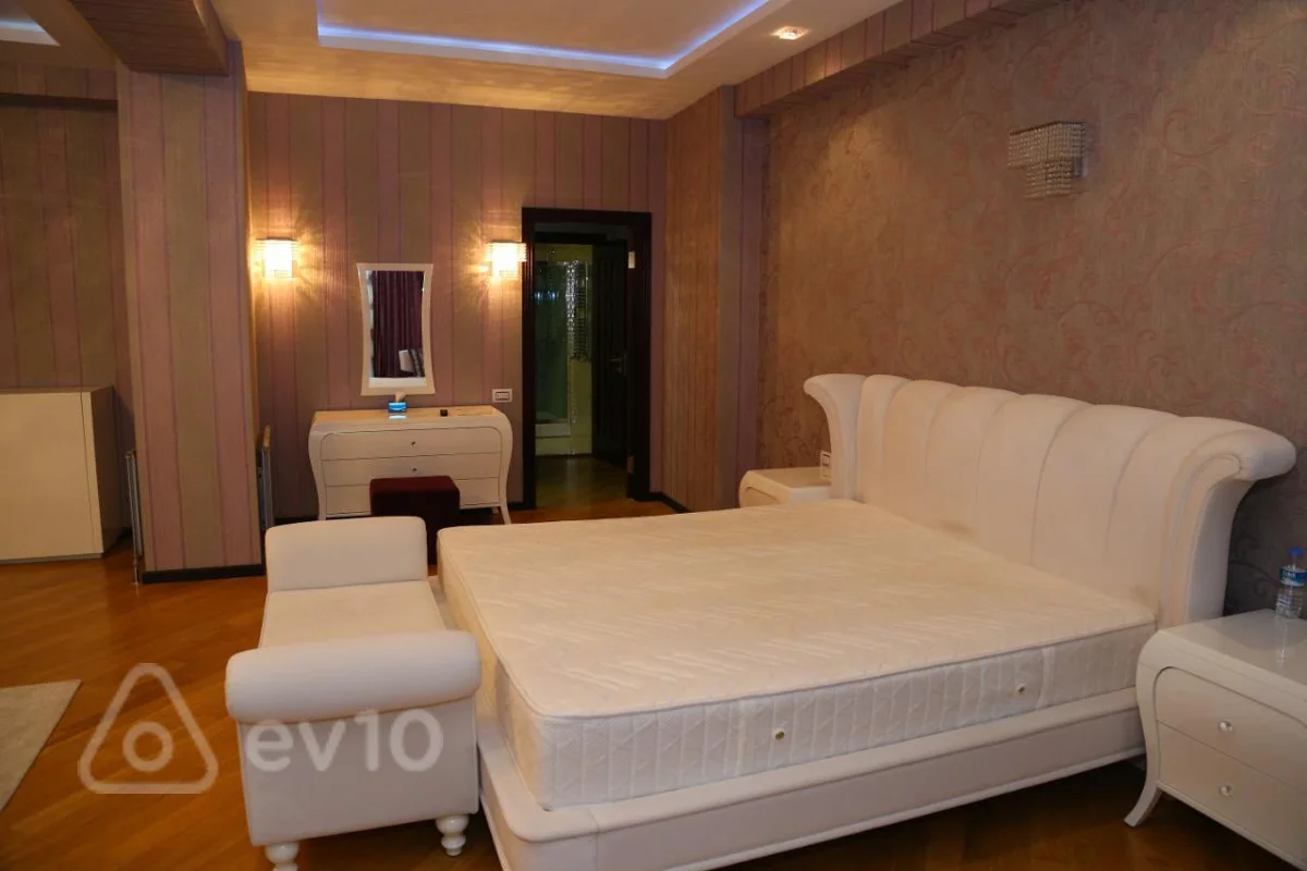 4 otaqlı mənzil, 270 m², Afiyətdin Cəlilov küç — kirayə — Mənzil, Bakı (9)