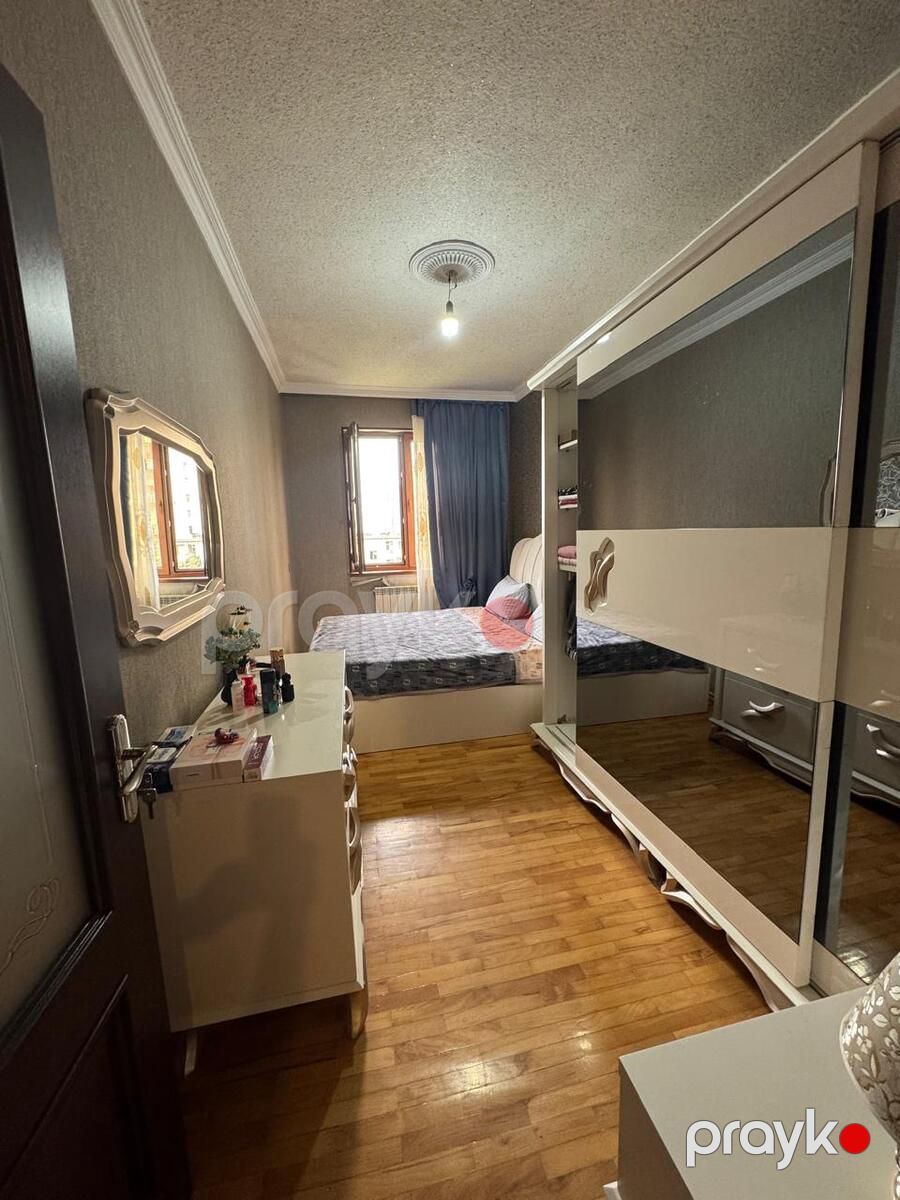 Satılır 2 otaqlı köhnə tikili 52 m² — Mənzil, Bakı (5)