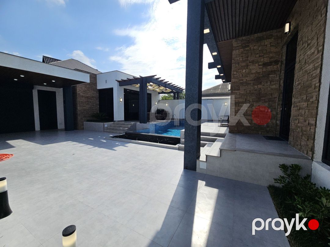 Satılır 4 otaqlı həyət evi/bağ evi 160 m² — Ev, villa, Bakı (11)