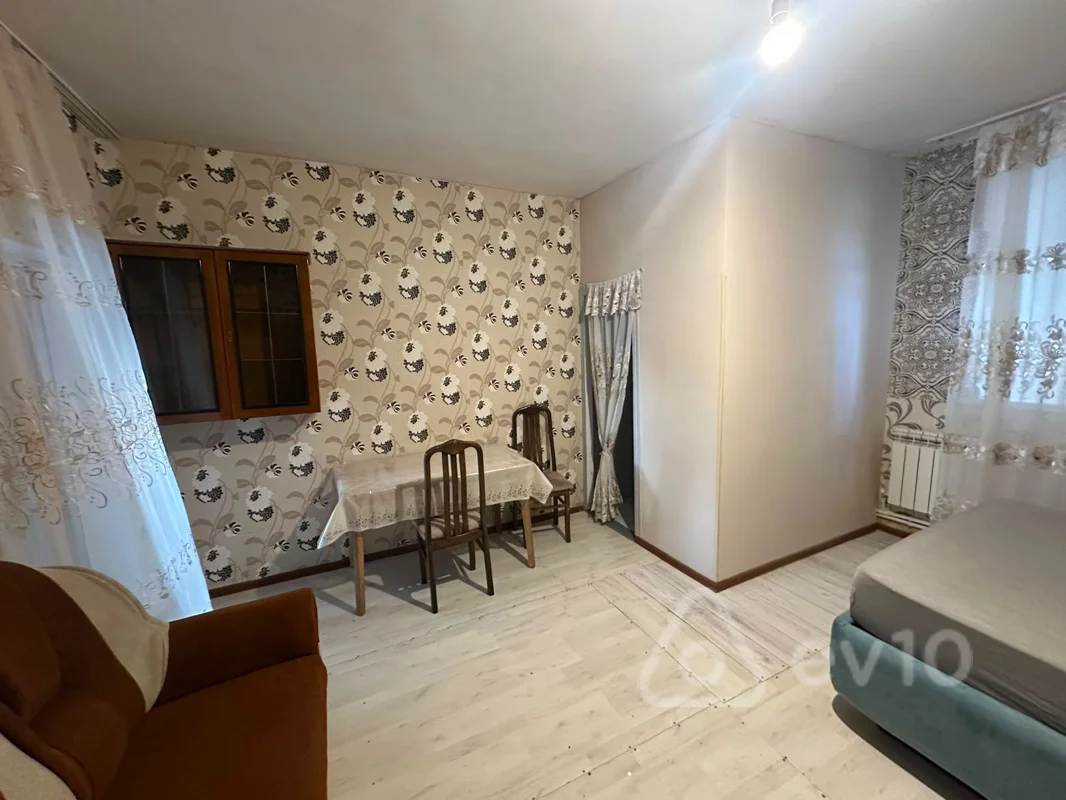 1 otaqlı həyət evi, 30 m², 6 ci mikrarayon — kirayə — Ev, villa, Bakı (4)