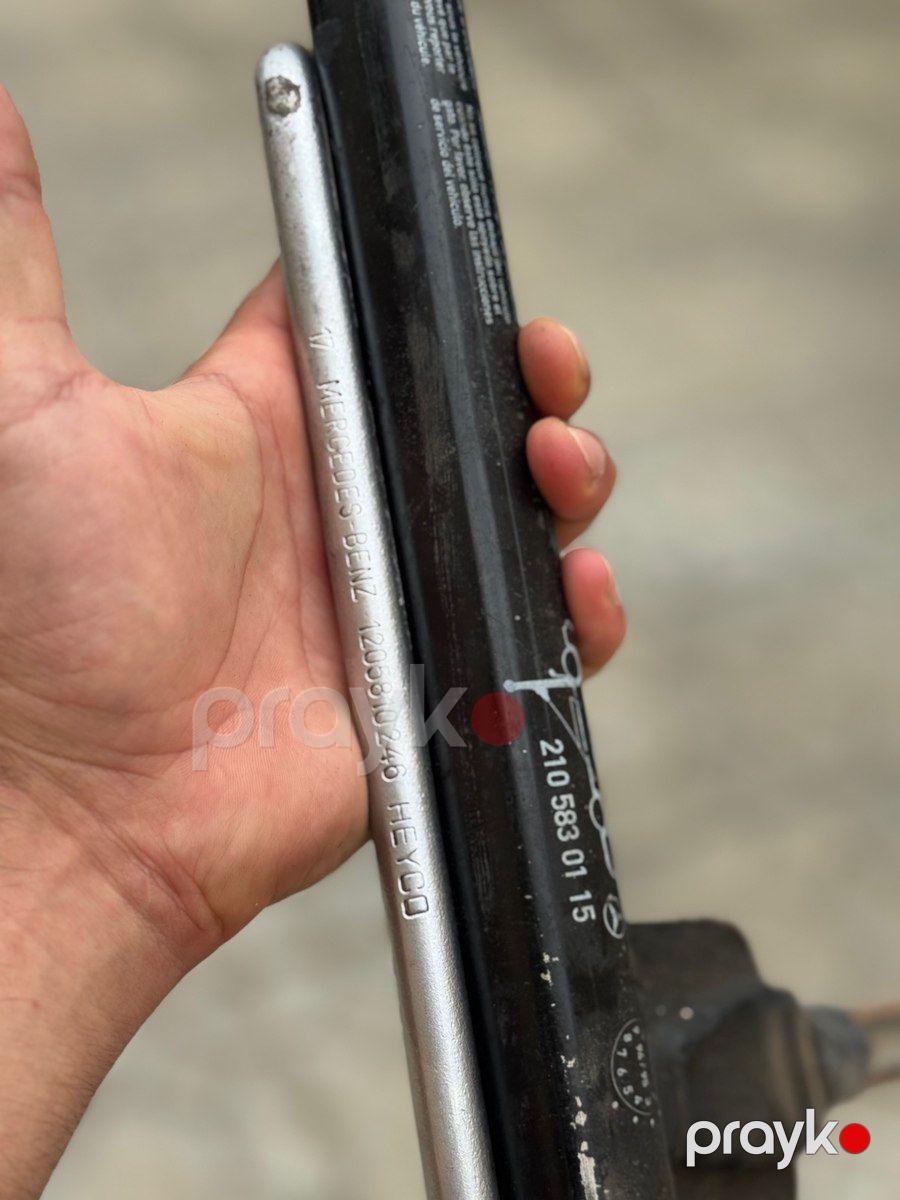 Mercedes-Benz W202 radiator barmaqlığı — Ehtiyat hissələri və aksesuarlar, Bakı (2)