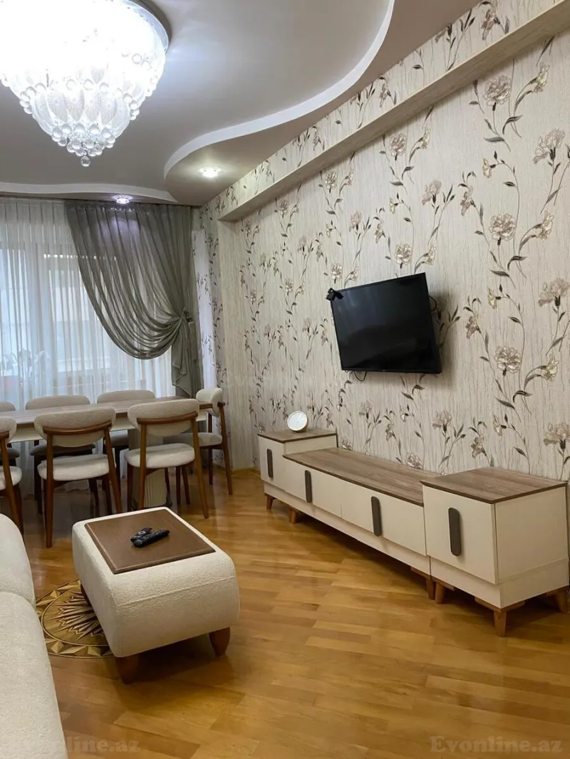 Satılır 3 otaqlı Mənzil Yeni tikili 115 m² Bakı, Sabunçu r., Bakıxanov — Bakı