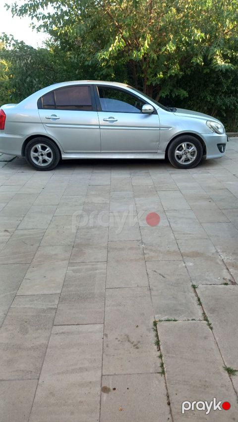 Hyundai Verna: 1.4 l 2010 il Sedan — Bakı