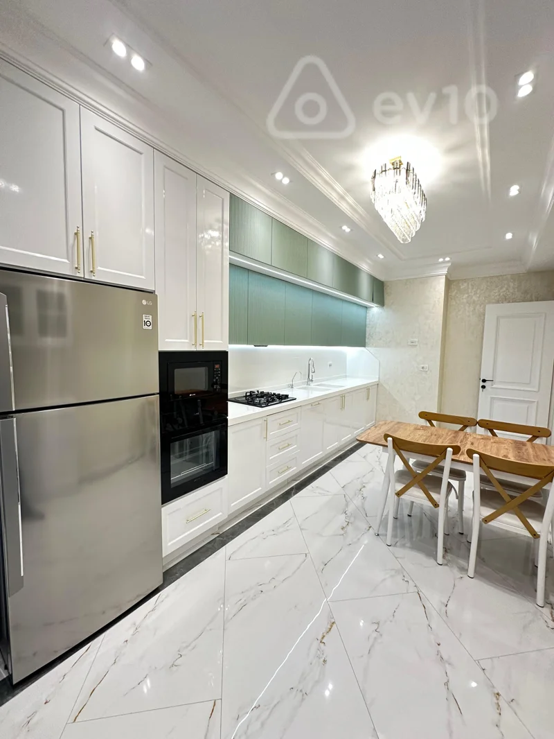 2 otaqlı mənzil, 108 m², Kövkəb Səfərəliyeva küç — Mənzil, Bakı (11)