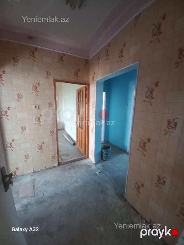 Satılır 3 otaqlı Bina evi menzil (Köhnə tikili), 67 m², 12-ci mikrorayon — Mənzil, Sumqayıt (8)