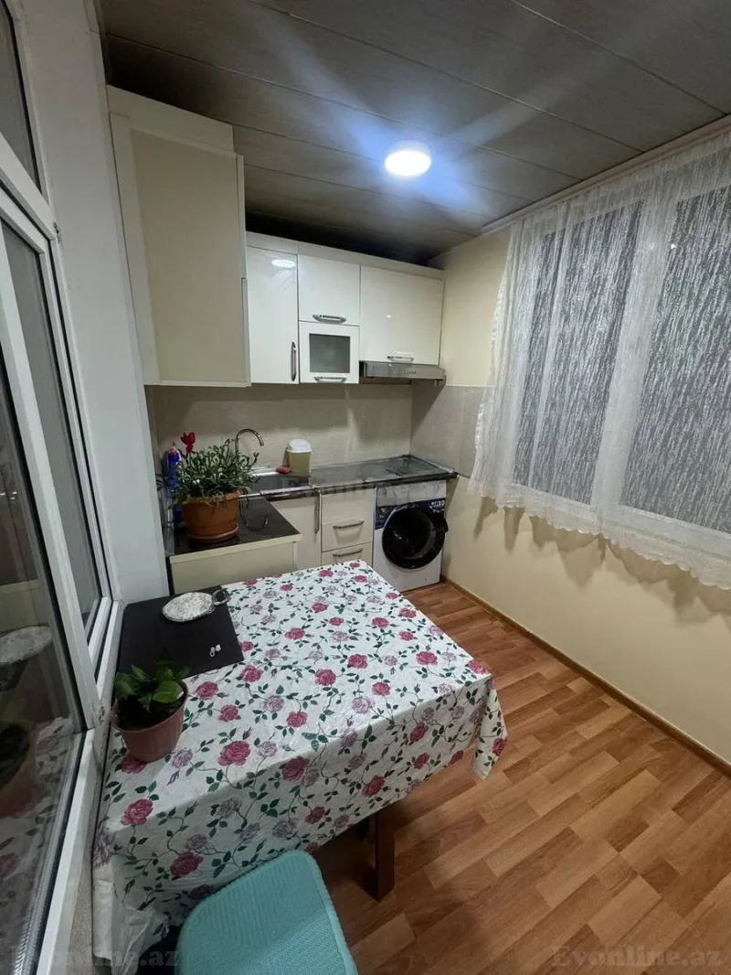 Kirayə verilir 3 otaqlı Mənzil Köhnə tikili 60 m² Bakı, Nizami r., Qara Qarayev m., 8-ci kilometr — Mənzil, Bakı (7)