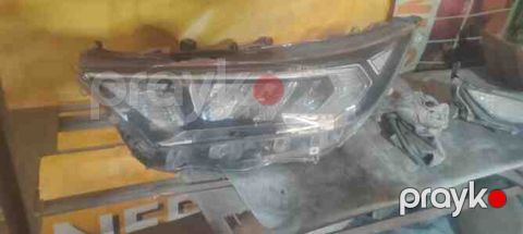Toyota Rav 4 sol farası — Bakı