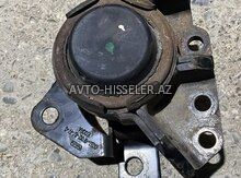 Ford hibrid mühərrikin üst paduşkası — Bakı