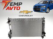 Chevrolet Aveo Sonic su radiatoru — Bakı