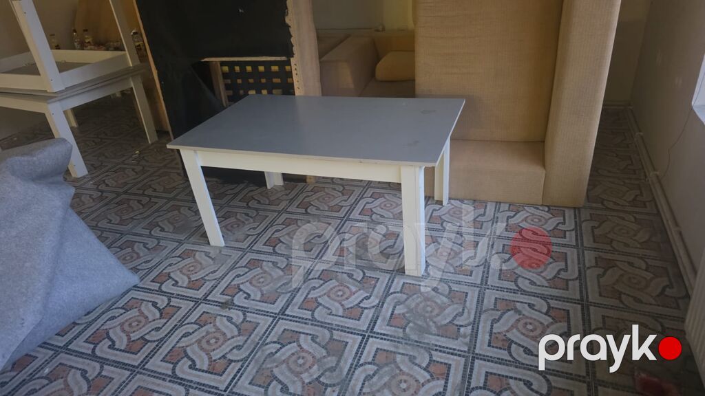 Mebel dəsti – minimalist tərzdə yumşaq oturacaqlar və masa Tərkib — Yumşaq mobilya dəstləri, Digah (3)