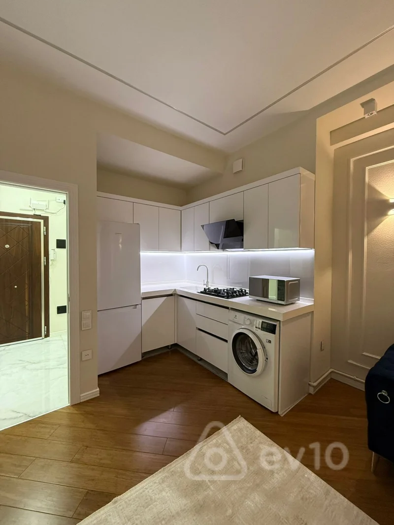2 otaqlı mənzil, 70 m², Elşad Quliyev küçəsi — kirayə — Mənzil, Bakı (6)