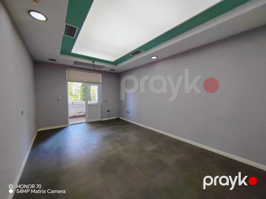 Satılır obyekt 200 m² — Əmlak, Bakı (6)