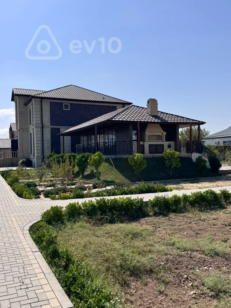 5 otaqlı həyət evi, 450 m², Şağan Qəsəbəsi — Bakı