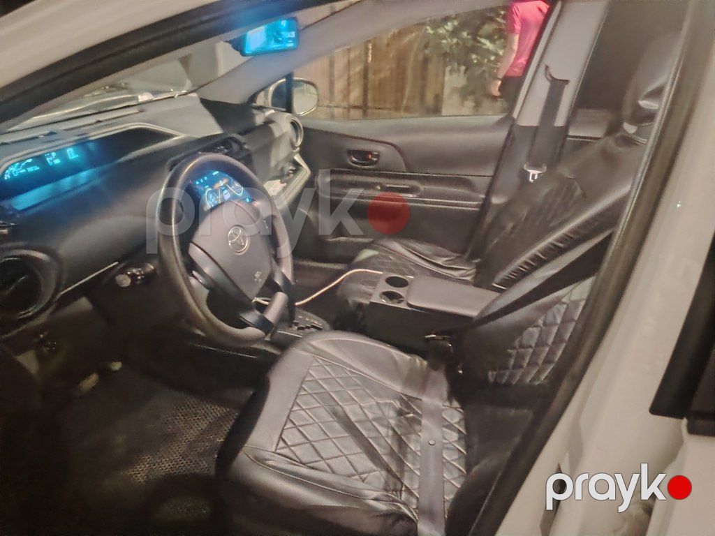 Toyota Aqua, 1.5 L, 0.87 kWh, 2017 il, 133 000 km — Avtomobillər, Bakı (7)