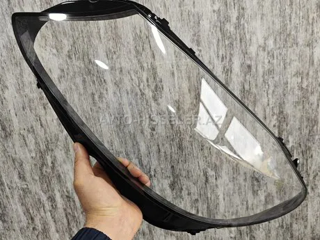 Mercedes W205, C205 ön fara şüşəsi — Bakı