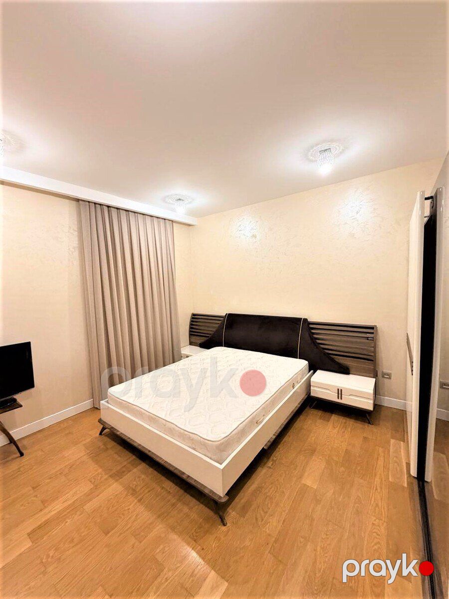 4-otaqlı yeni tikili kirayə verilir, Üzeyir Hacıbəyov küç., 225 m² — Mənzil, Bakı (7)