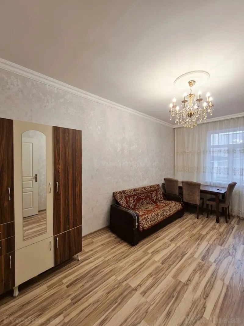 Satılır 2 otaqlı Mənzil Köhnə tikili 34.7 m² Bakı, Nəsimi r., 20 Yanvar m., 5-ci mikrorayon — Bakı