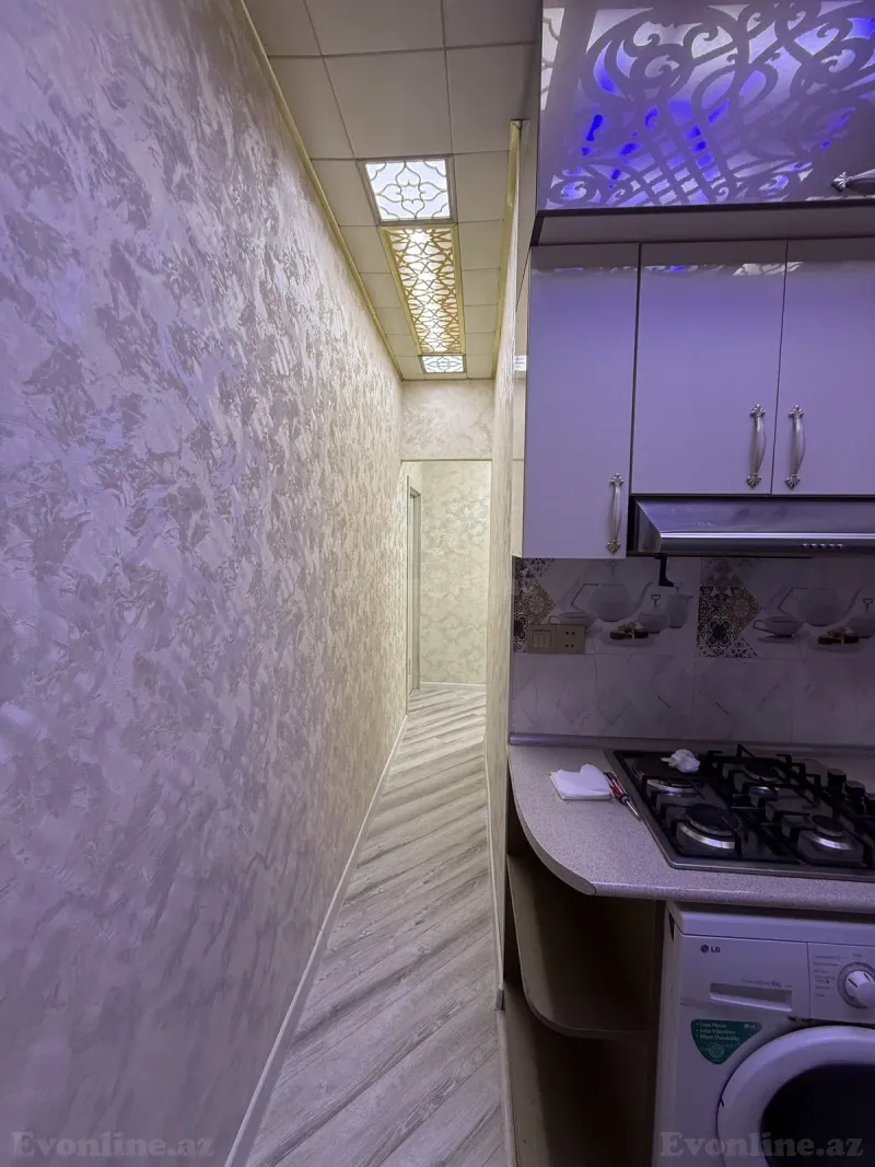 Satılır 2 otaqlı Mənzil Köhnə tikili 55 m² Bakı, Nəsimi r., Memar Əcəmi m., 5-ci mikrorayon — Mənzil, Bakı (3)