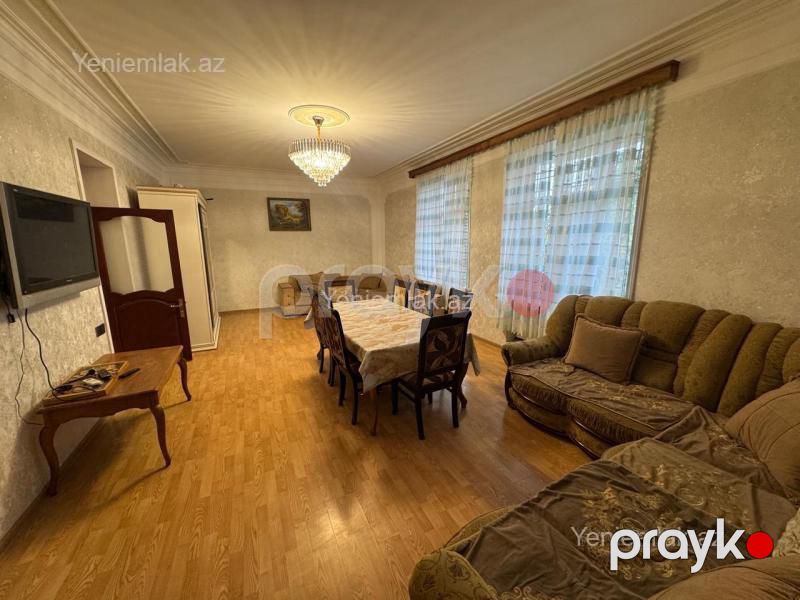 Günlük 4 otaqlı Həyət evi / Villa, 212 m², Quba — Ev, villa, Quba (6)