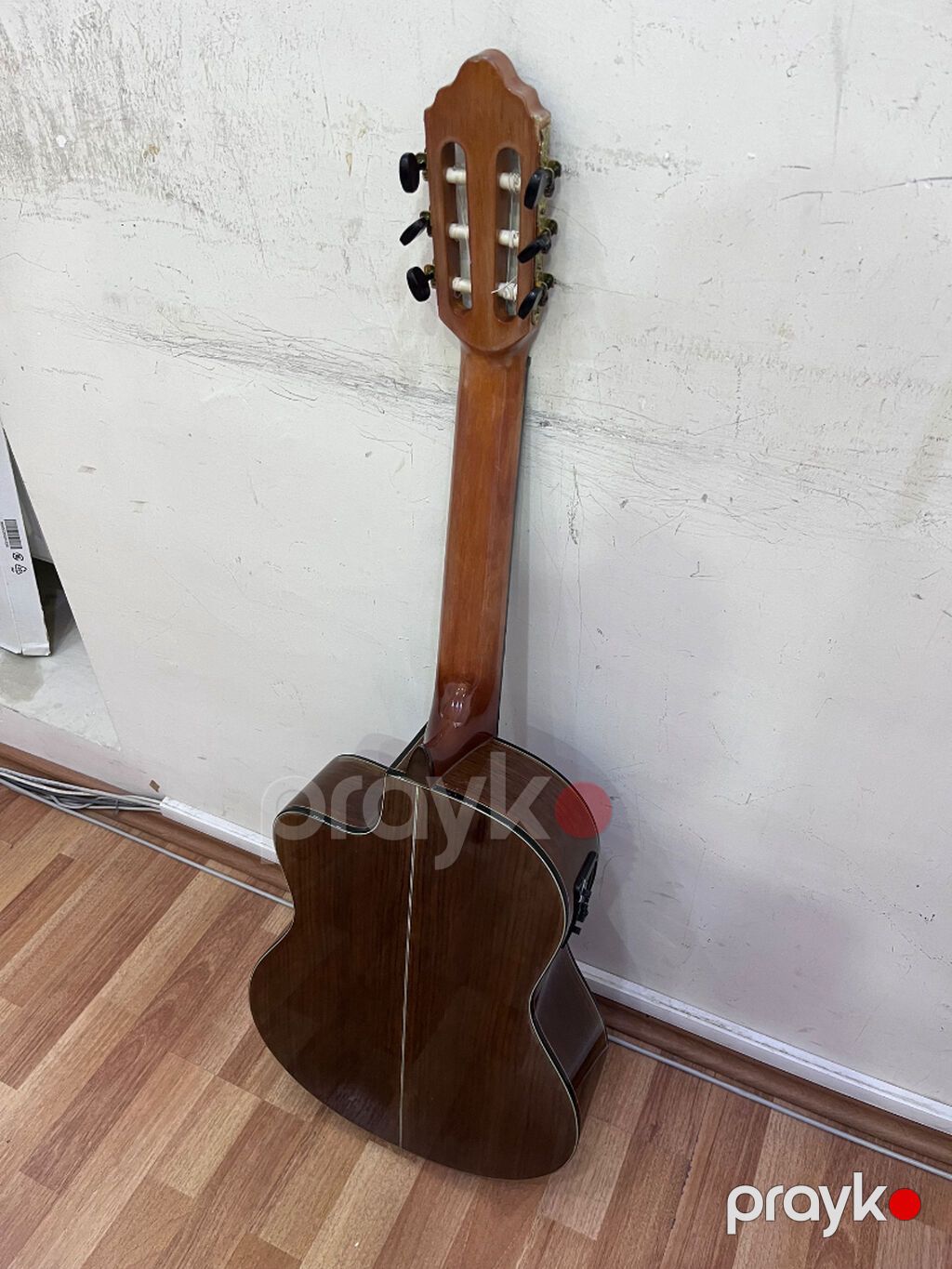 Valencia VC564bsb Ekvalayzerli elektro klassik gitara Korpusunda — Gitarlar və digər simli alətlər, Bakı (5)