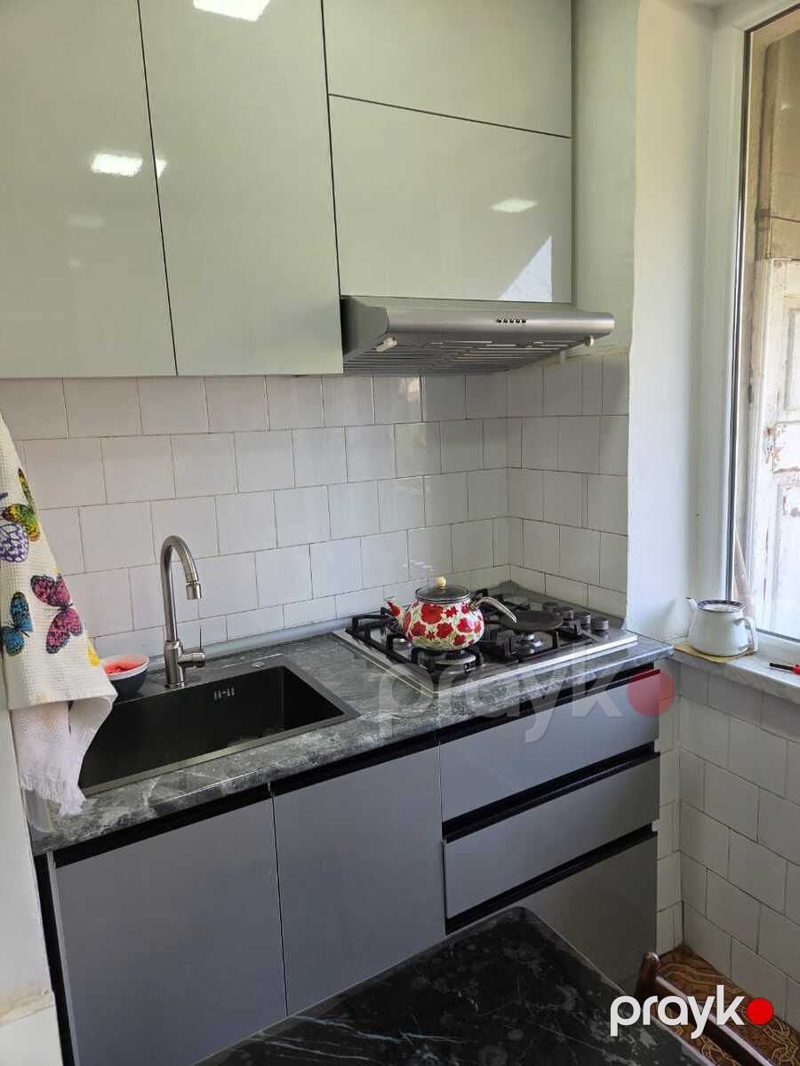 Satılır 3 otaqlı köhnə tikili 65 m² — Mənzil, Bakı (2)