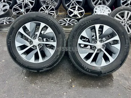 Hyundai Santa Fe R18 təkərləri — Bakı