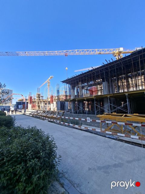 Satılır obyekt 200 m² — Bakı