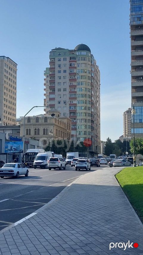 Satılır 3 otaqlı yeni tikili 135 m² — Bakı