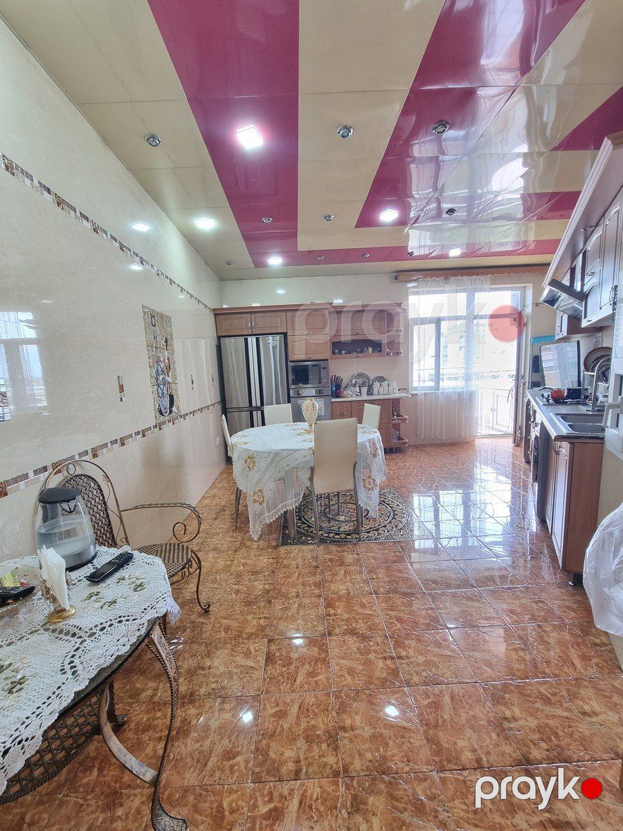 Satılır 4 otaqlı yeni tikili 190 m² — Mənzil, Bakı (4)