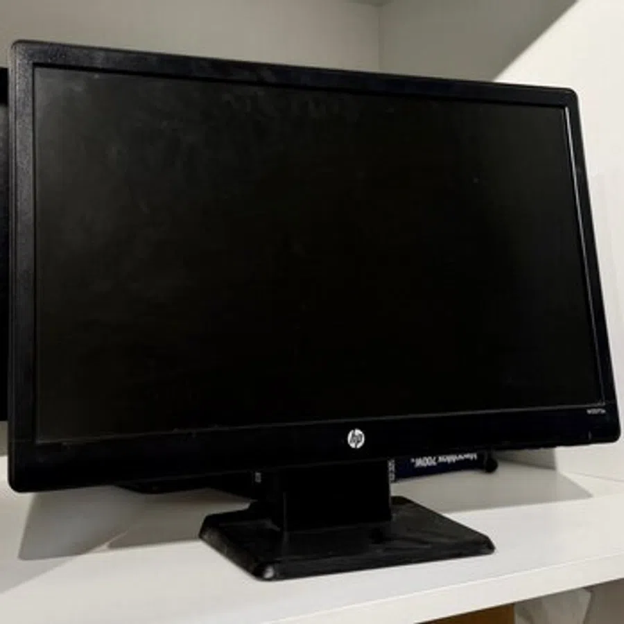 Monitor HP w2072a 20 düym — Bakı