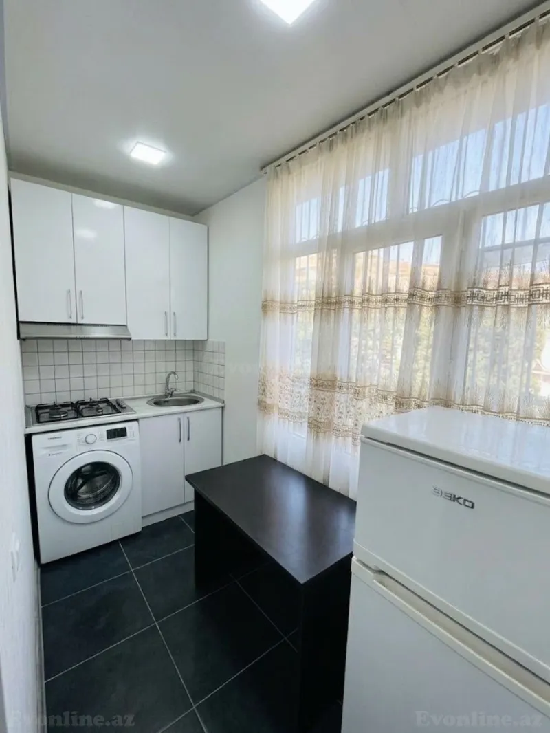 Satılır 2 otaqlı Mənzil Köhnə tikili 34.7 m² Bakı, Nəsimi r., 20 Yanvar m., 5-ci mikrorayon — Mənzil, Bakı (7)