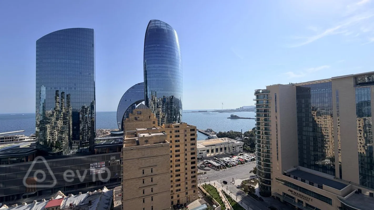 3 otaqlı mənzil, 130 m², Zərifə Əliyeva küç — kirayə — Bakı