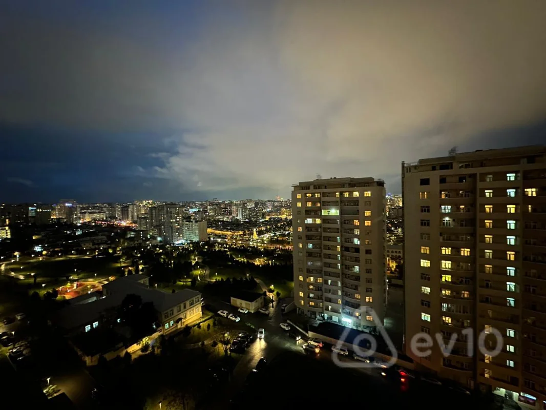4 otaqlı mənzil, 165 m², Ismayılbəy Qutqaşınlı — Bakı