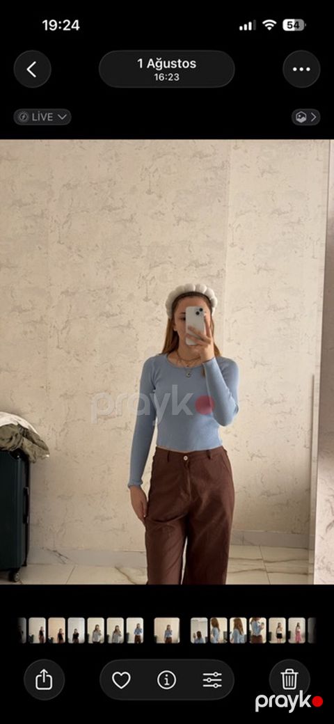 Məhsul: Qadın uzunqollu bluz - Rəng: açıq mavi - Model: bədənə oturan — Bakı