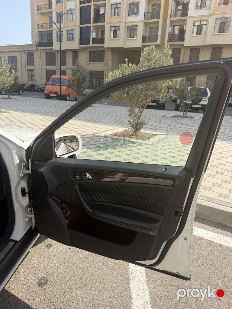 Mercedes C 240, 2.6 L, 2001 il, 265 650 km 90-SC-737 — Avtomobillər, Sumqayıt (4)