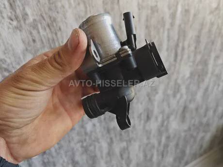 Mercedes-Benz M272 mühərrikin qızdırıcı kranı — 60 ₼ · Баку · Ehtiyat hissələri Mercedes-Benz M272 mühərrikin qızdırıcı kranı — Баку
