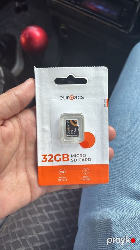 Euroacs 32GB microSD kart - Yaddaş tutumu: 32 GB - Format: microSD — Gəncə