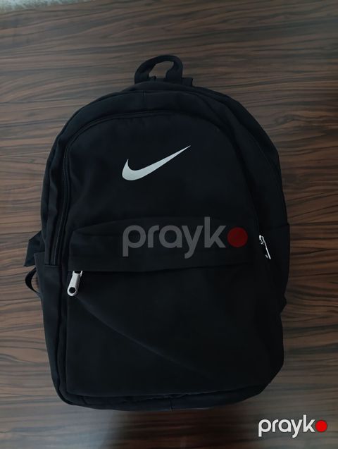 Nike qara rəngli bel çantası - Klassik dizayn, ön tərəfdə Nike loqosu — Bakı
