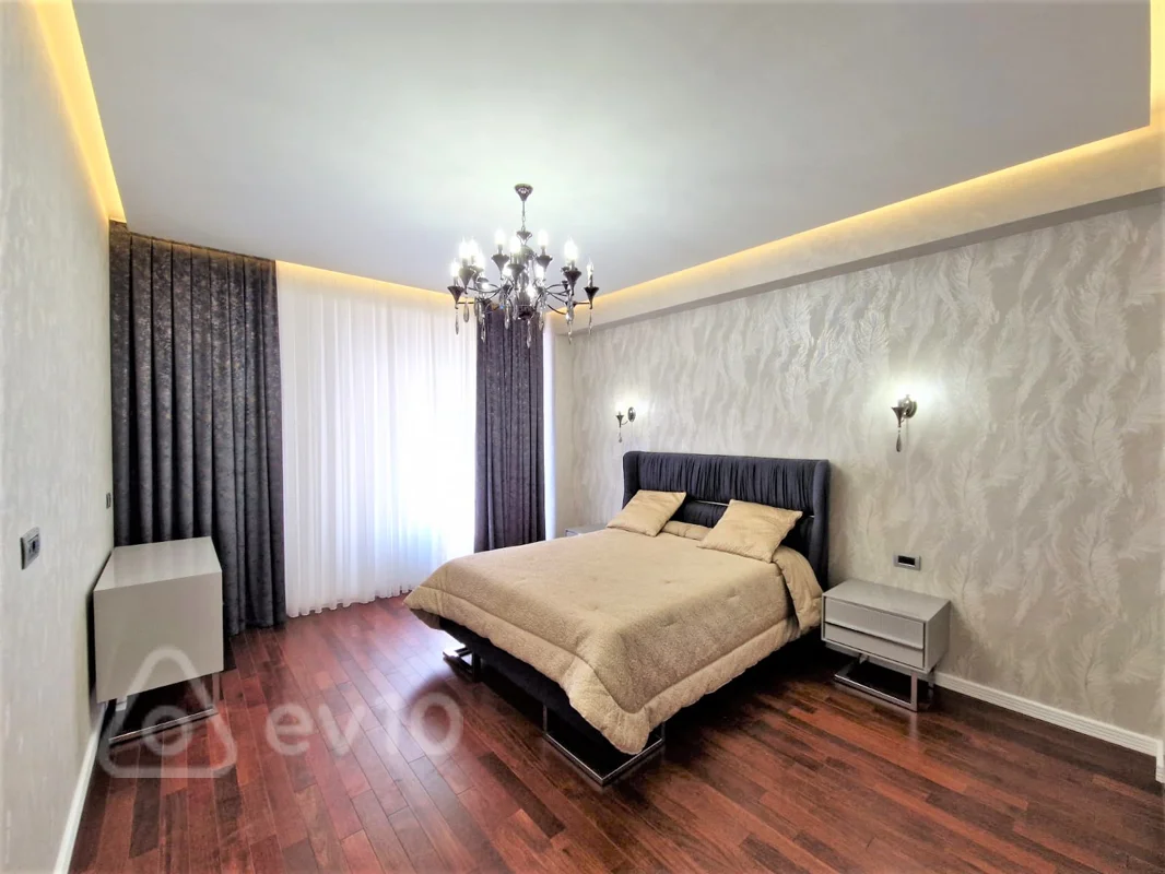 5 otaqlı mənzil, 230 m², Qarabağ atları meydanı — kirayə — Mənzil, Bakı (5)