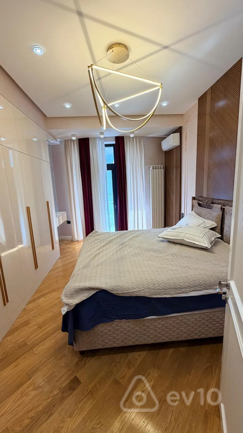 3 otaqlı mənzil, 130 m², Zərifə Əliyeva küç — kirayə — Mənzil, Bakı (6)