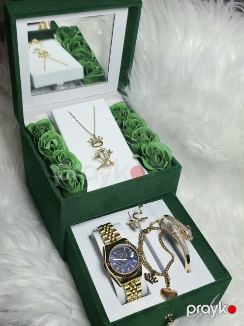 Qadınlar üçün hədiyyə dəsti Lovely Valentine GR-010 (Qol saatı + qolbaqlar + üzüklər + kulonlu zəncir) — Bakı