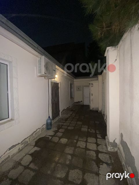 Satılır 2 otaqlı həyət evi/bağ evi 75 m² — Bakı