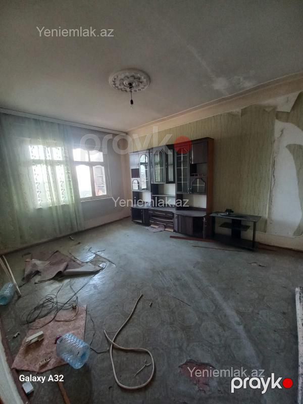 Satılır 3 otaqlı Bina evi menzil (Köhnə tikili), 67 m², 12-ci mikrorayon — Mənzil, Sumqayıt (12)