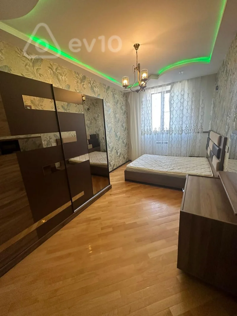 4 otaqlı mənzil, 140 m², Mehemmed Hadi — kirayə — Mənzil, Bakı (4)