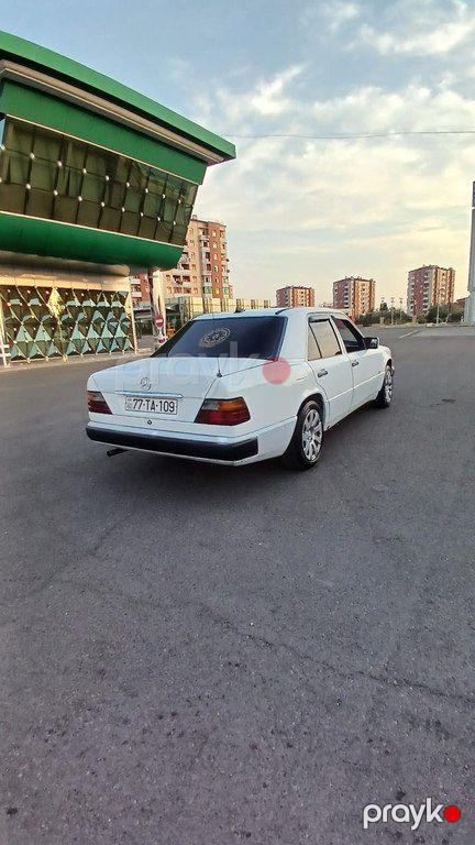 Mercedes 200 D, 2.0 L, 1990 il, 200 000 km 77-TA-109 — Avtomobillər, Qəbələ (5)