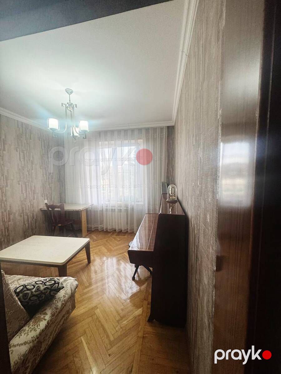 Satılır 4 otaqlı köhnə tikili 85 m² — Mənzil, Bakı (9)
