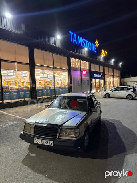 Mercedes 200 D, 2.0 L, 1990 il, 444 555 km — Bakı