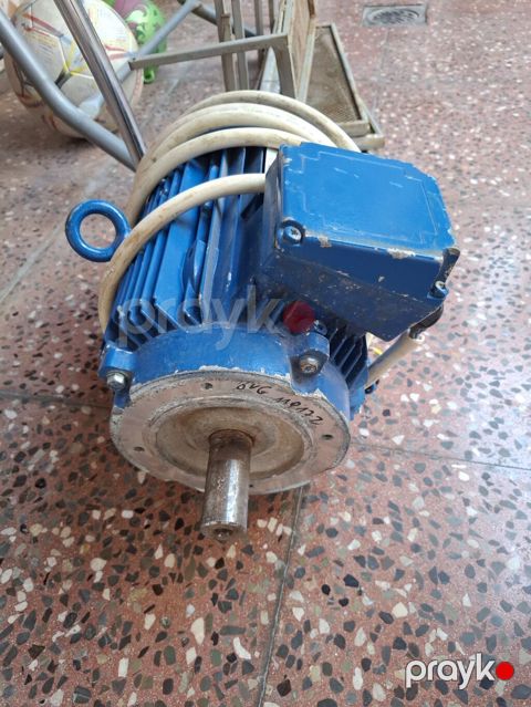 Lowara elektrik mühərriki Model: PLM112RB14S1/340 (Motor 3~) Mənşə — Bakı